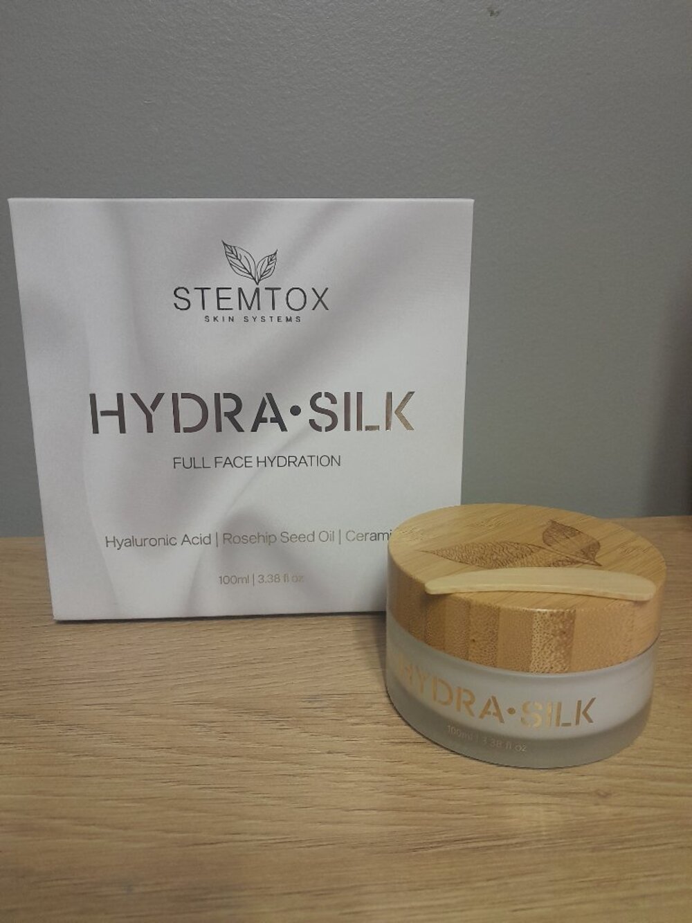 STEMTOX HYDRASILK FULL FACE HYDRATION- HYALURONIC ACID-ROSEHIP SEED OIL-CERAMIDE